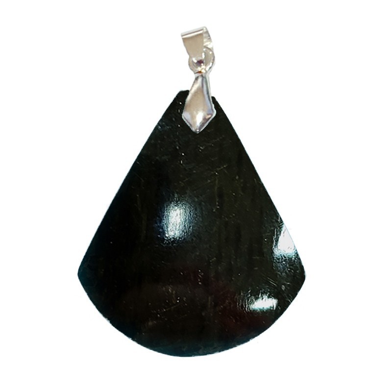 Opale Noire de Madagascar Triangle